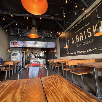 LA Brisket - Seating - Sandwiches Near Me - Artesia, California
