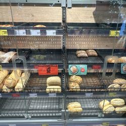 Żabka - Fresh baked bread