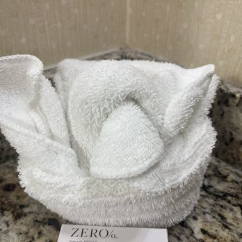 Hilton Garden Inn Eugene/Springfield - This folded towel by Jessie I thought was the cutest. It looked like it was waving us. - Hotels Near Me - Springfield, Oregon