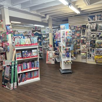 Minds Alive - Toy Stores Near Me - Bracebridge, Ontario