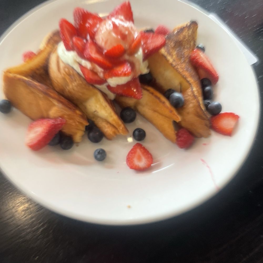 Berry Sweet Kitchen - A Berry Delight Done Beautiful. - Breakfast & Brunch Near Me - Apple Valley, Minnesota Berry Sweet Kitchen - A Berry Delight Done Beautiful. - Breakfast & Brunch Near Me - Apple Valley, Minnesota