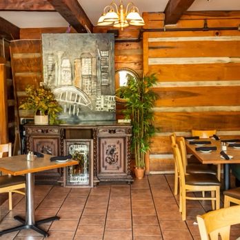 Hermitage Steak House - Cozy Place - Steakhouses Near Me - Hermitage, Tennessee