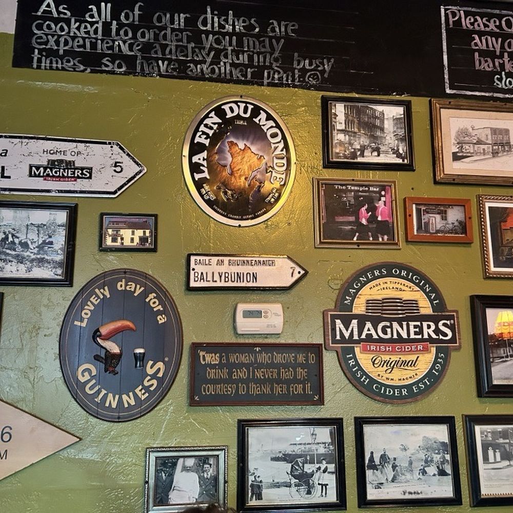 Celtic Ray Irish Pub - Wall stuff - Irish Near Me - Punta Gorda, Florida Celtic Ray Irish Pub - Wall stuff - Irish Near Me - Punta Gorda, Florida