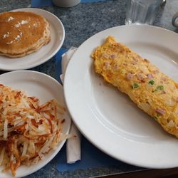 Blue Bay Restaurant - Denver omelette, hash browns, pancakes