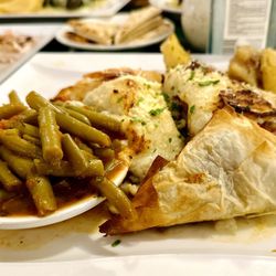 Eleni's Greek Taverna - Eleni's Greek Tour