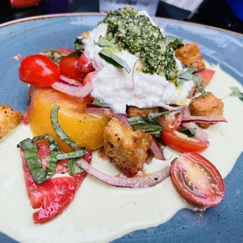insideOUT - Delicious salad - Lounges Near Me - San Diego, California