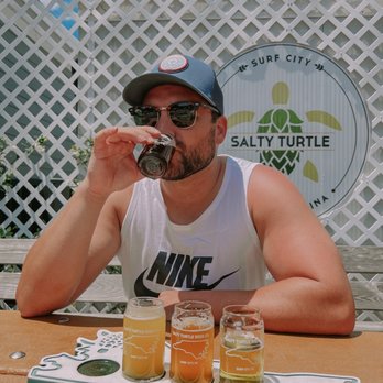 Salty Turtle Beer Company - Salty turtle sampler - Breweries Near Me - Surf City, North Carolina Salty Turtle Beer Company - Salty turtle sampler - Breweries Near Me - Surf City, North Carolina