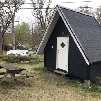 Stenungsögården - Cabin with 2 beds and wifi - Hostels Near Me - Stenungsund, O