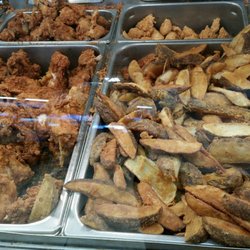 Royal Farms - Wedges and chicken