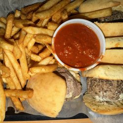 Padrino Ft Thomas - Meatball Sliders and Fries