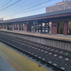 Millburn Train Station - Station