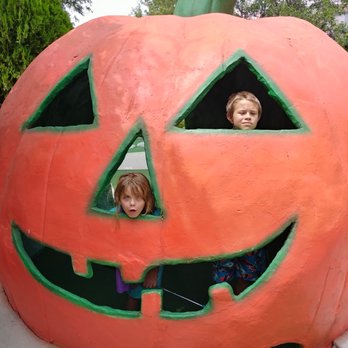 Magic Carpet Golf - A very wacky jack-o-lantern - Mini Golf Near Me - Reno, Nevada