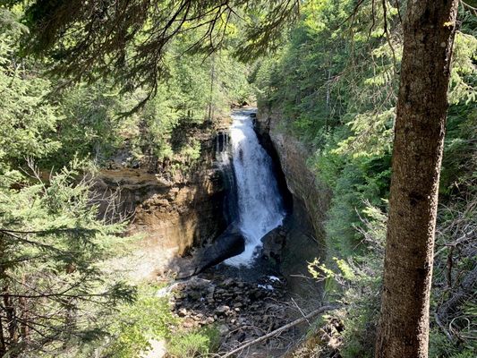 Miners Falls by null