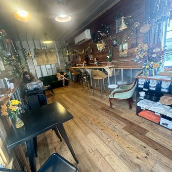 Sly Fox Coffeehouse - Train car interior - Coffee & Tea Near Me - Belton, Texas Sly Fox Coffeehouse - Train car interior - Coffee & Tea Near Me - Belton, Texas