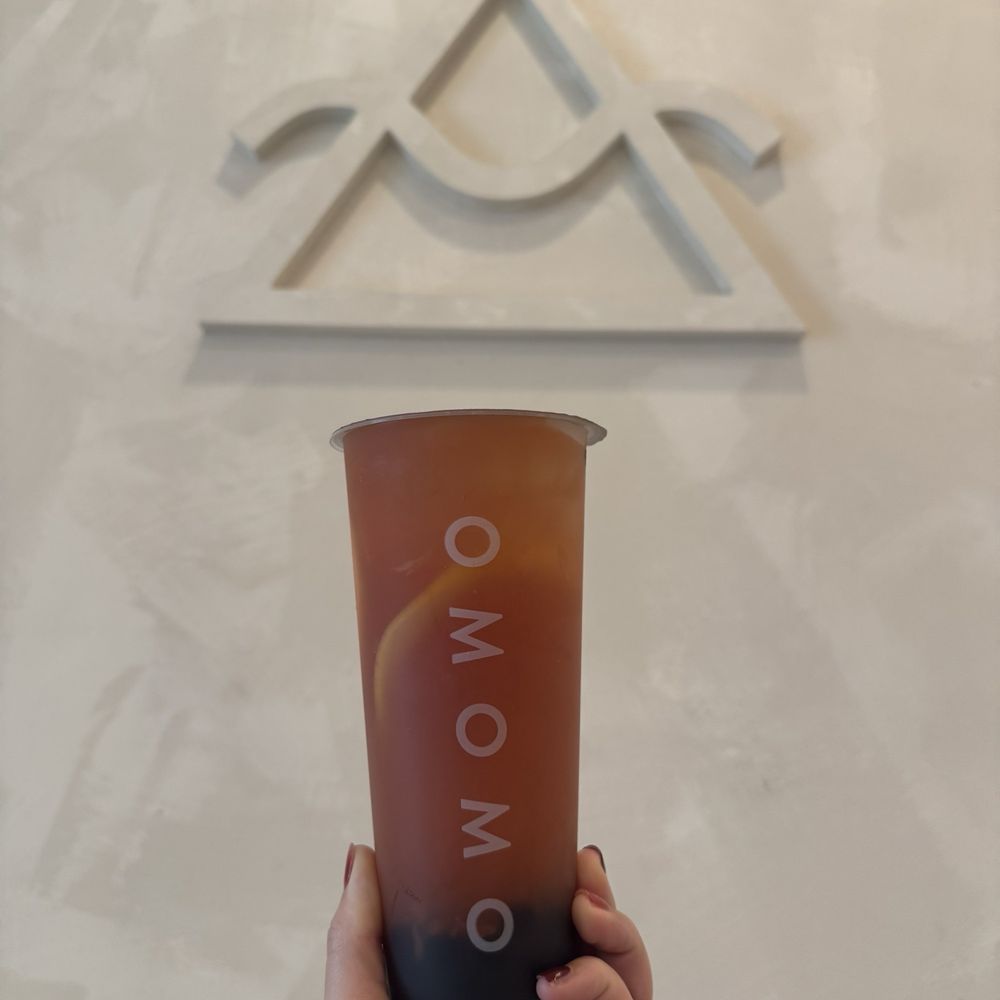 OMOMO Tea Shoppe  - Grapefruit green tea with boba - Bubble Tea Near Me - Brea, California