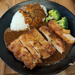 Pork Chop with Onion Sauce on Rice / 洋葱豬扒飯