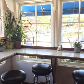 Orange Inn - Breakfast & Brunch Near Me - Laguna Beach, California