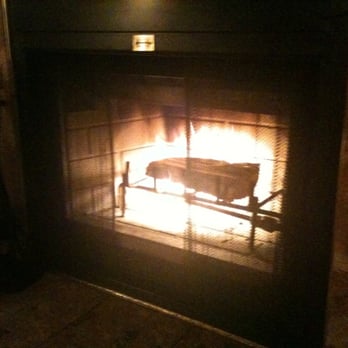 Spindrift Inn - Fireplace in the room - Hotels Near Me - Monterey, California Spindrift Inn - Fireplace in the room - Hotels Near Me - Monterey, California