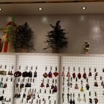 A Christmas To Remember - 1/1/20 - Arts & Crafts Near Me - Tysons, Virginia A Christmas To Remember - 1/1/20 - Arts & Crafts Near Me - Tysons, Virginia