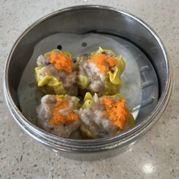 Roe Mushroom Shrimp Shiu Mai Roe Mushroom Shrimp Shiu Mai