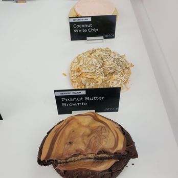 Crumbl - Oak Brook - Flavors Of The Monrh - Bakeries Near Me - Oak Brook Terrace, Illinois