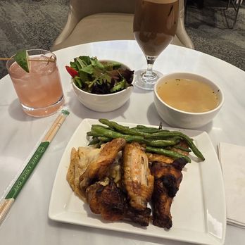 Delta Sky Club - Airport Lounges Near Me - Nashville, Tennessee Delta Sky Club - Airport Lounges Near Me - Nashville, Tennessee