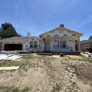 Olympia Construction - Clean jobsite - General Contractors Near Me - Encino , California