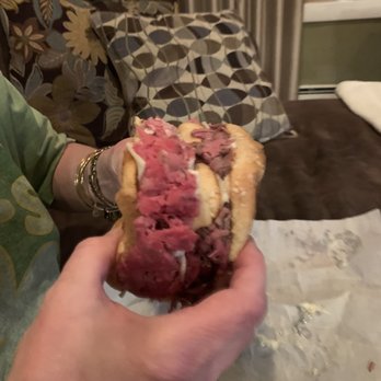 Dina's Roast Beef Pizza & Seafood - Triple Roastbeef - Seafood Near Me - Salem, Massachusetts