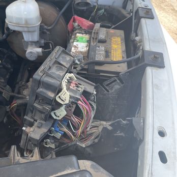 Honest Auto Repair - Fuse box - Auto Repair Near Me - Tucson, Arizona Honest Auto Repair - Fuse box - Auto Repair Near Me - Tucson, Arizona