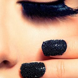 Diamond Nails & Spa - Volume eyelashes