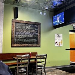 Samantha's Downtown Restaurant - Ambiance