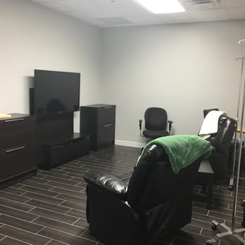 Life Chiropractic - IV drip room - Chiropractors Near Me - Phoenix, Arizona