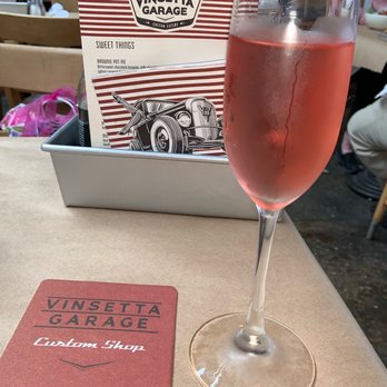 Vinsetta Garage - Rose - American Near Me - Berkley, Michigan