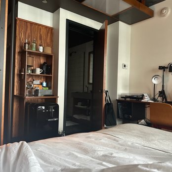 Ace Hotel - Brooklyn - Mini bar - Hotels Near Me - Brooklyn, New York