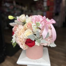 Julietas Flowers and Supplies
