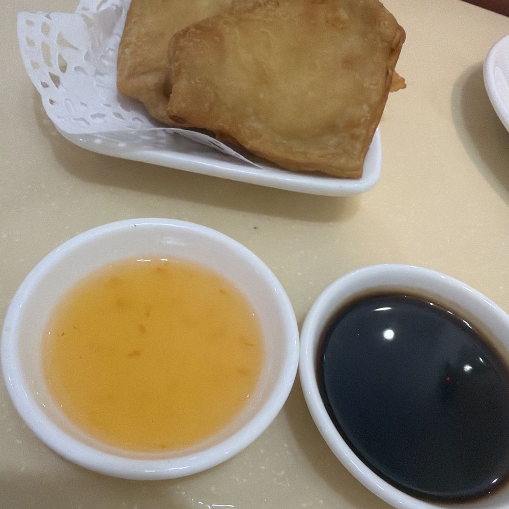 MingHin Cuisine - 4 Piece Crab Rangoon - Dim Sum Near Me - Rolling Meadows, Illinois