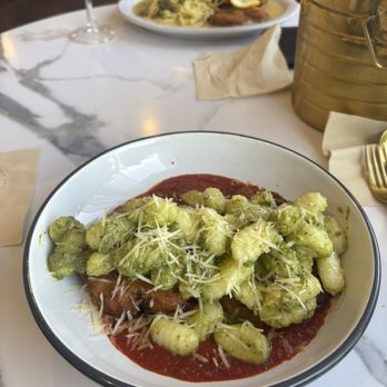 Antinoz Cafe - Italian Near Me - San Antonio, Texas