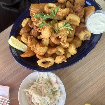 Sundancer's Cape Cod - Seafood platter - American Near Me - West Dennis, Massachusetts Sundancer's Cape Cod - Seafood platter - American Near Me - West Dennis, Massachusetts