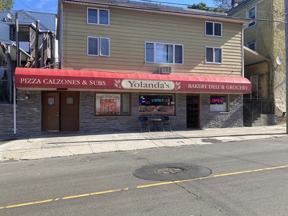 YOLANDA’S PIZZA DELI & BAKERY Updated October 2024 17 Hawthorne Ave