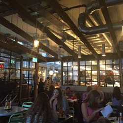 Byron - Interior
