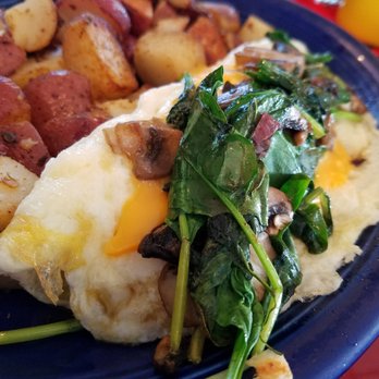 Piner Cafe - Egg White Omlette (3 eggs) with spinach and mushroom and cheese - American Near Me - Santa Rosa, California Piner Cafe - Egg White Omlette (3 eggs) with spinach and mushroom and cheese - American Near Me - Santa Rosa, California