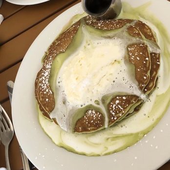 Bea Bea’s - Green Monster pancake - Coffee & Tea Near Me - Glendale, California