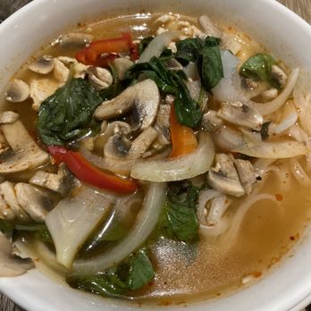 Lemon Grass Thai - Lemon Grass Noodle Soup - Thai Near Me - Philadelphia, Pennsylvania