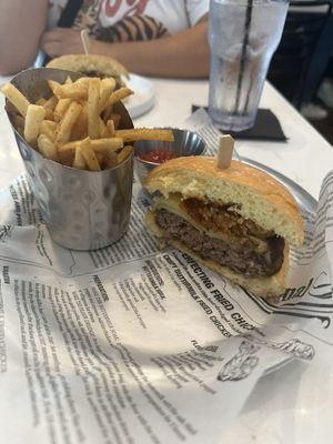 Wahlburgers by null