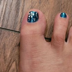 Chrome Nail Bar - Love my flower