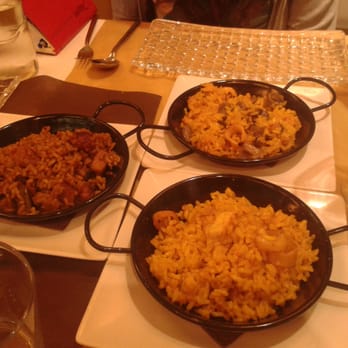 Taperia Hispania - Degustación de paellitas - Gastropubs Near Me - Valencia, V