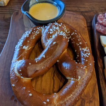 Royal Docks Brewing - Pretzel with beer cheese - Breweries Near Me - Canton, Ohio