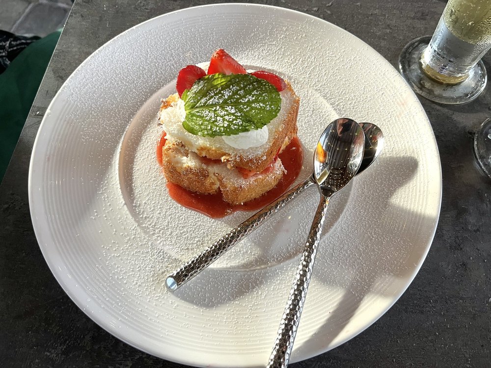 MAGNOLIA’S ON THE BAY 151 Photos & 73 Reviews 2395 N Beach Rd