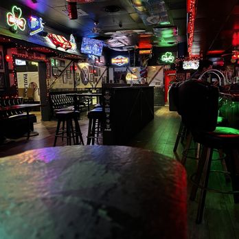 The Blarney Stone - Bar - Dive Bars Near Me - Fountain Valley, California