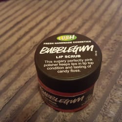 Lush - Smooth lips and tastes good!